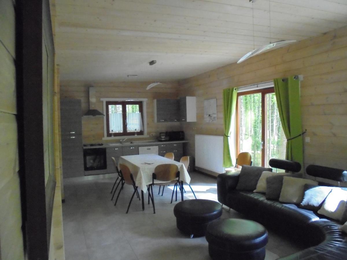 Gite Le Sous-Bois Cerfontaine Eksteriør billede